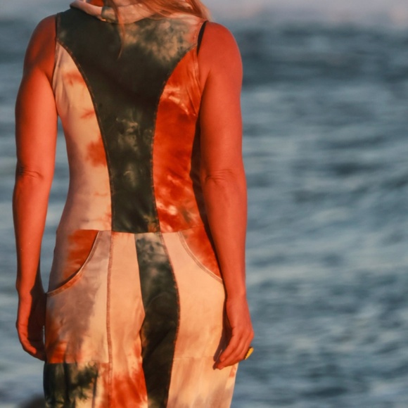 Autumn Teneyl Angel Jumpsuit in High Mesa Petite - Picture 2 of 3